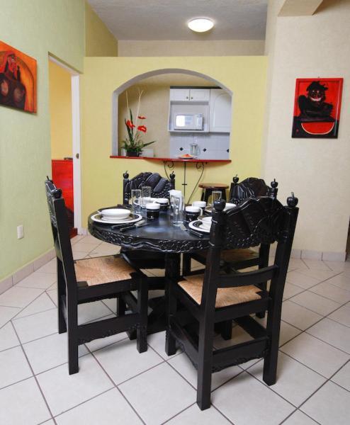 Hotel & Suites Galeria Morelia Phòng bức ảnh