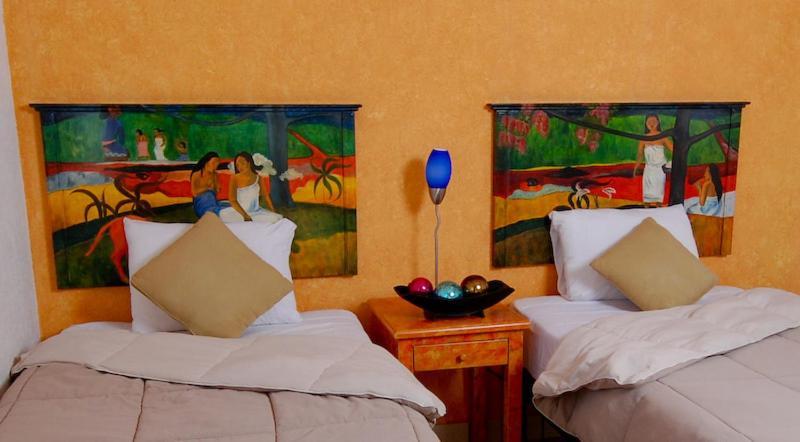 Hotel & Suites Galeria Morelia Phòng bức ảnh