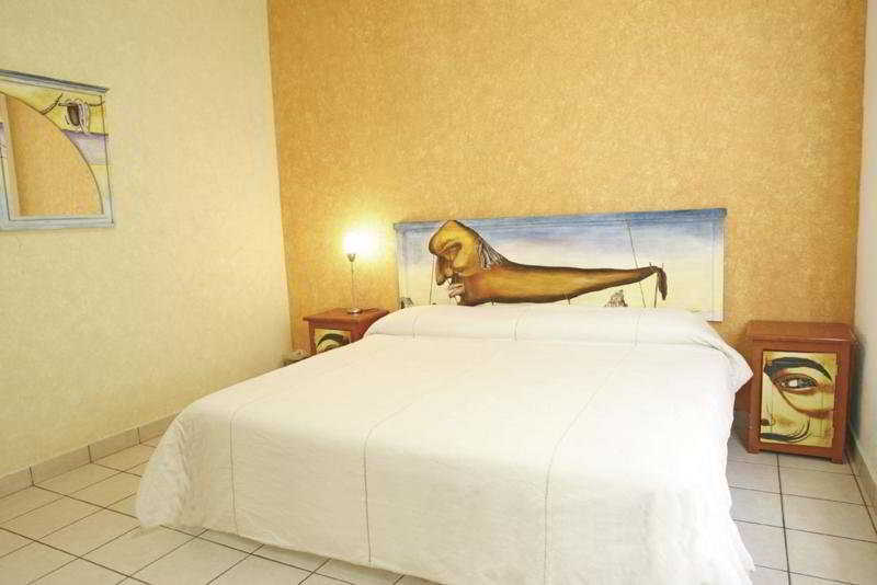 Hotel & Suites Galeria Morelia Ngoại thất bức ảnh