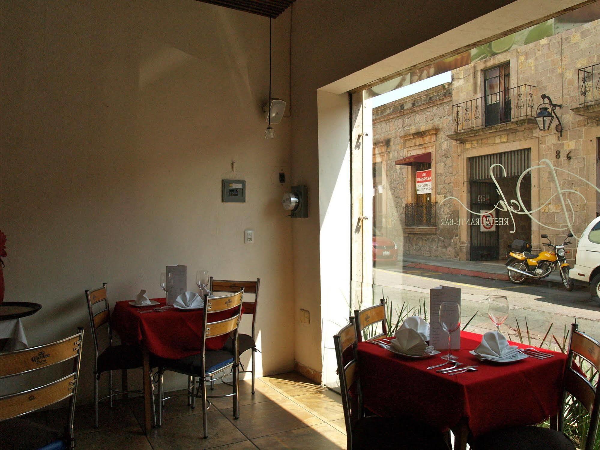 Hotel & Suites Galeria Morelia Ngoại thất bức ảnh